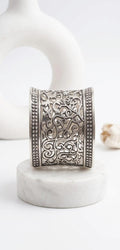 Stylish Silver Oxidized Cuff Bracelet – Intricate Vintage Design for Timeless Elegance